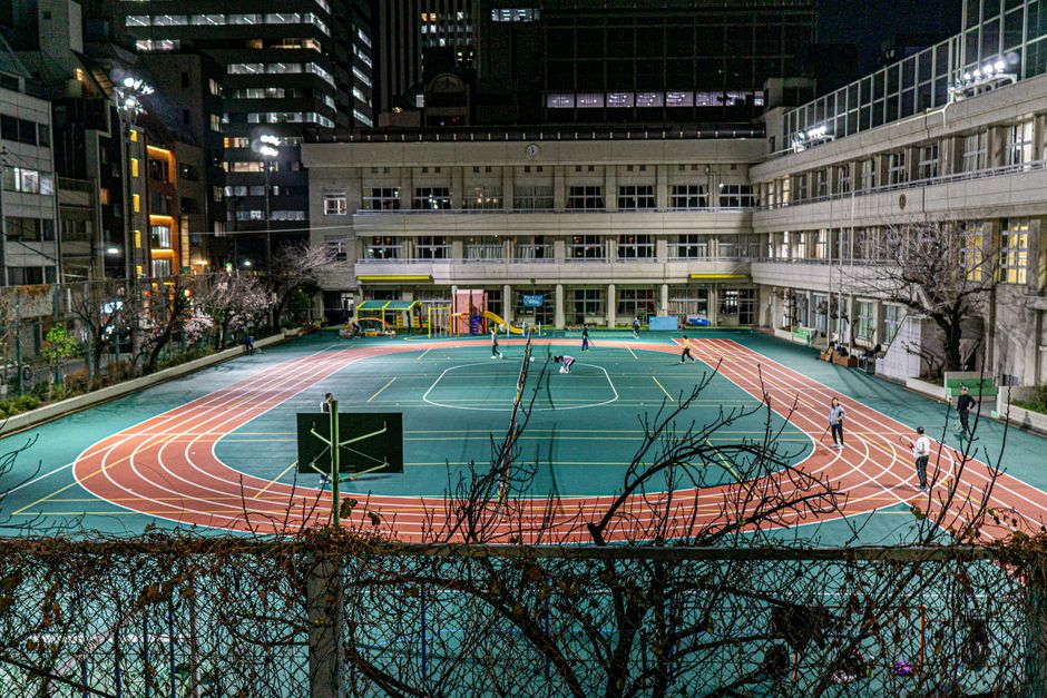 定州雷速体育中心实地探访：县城体育场馆的活法，和我想的不太一样
